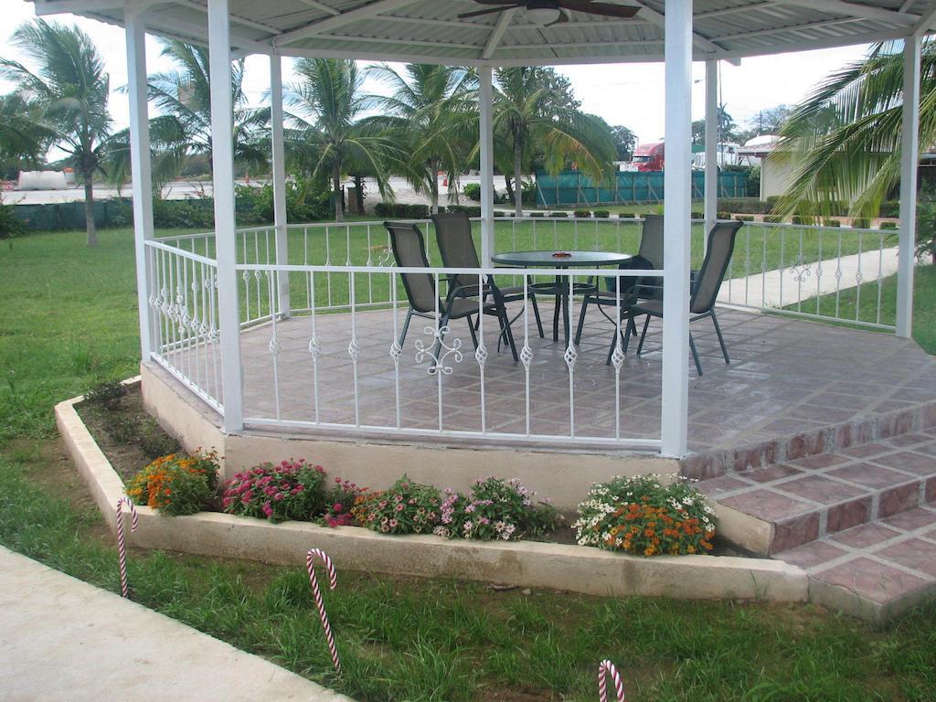 Hotel La Arena Liberia Extérieur photo