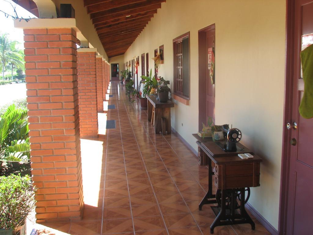 Hotel La Arena Liberia Extérieur photo