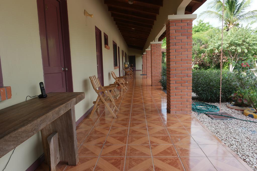 Hotel La Arena Liberia Extérieur photo