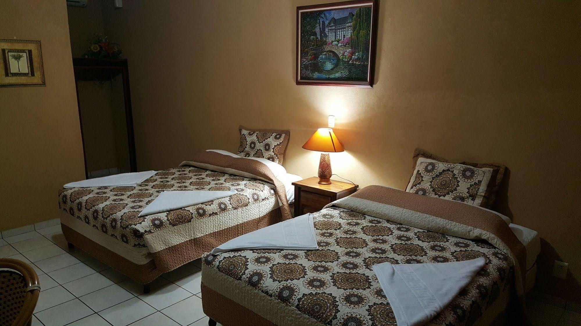 Hotel La Arena Liberia Extérieur photo