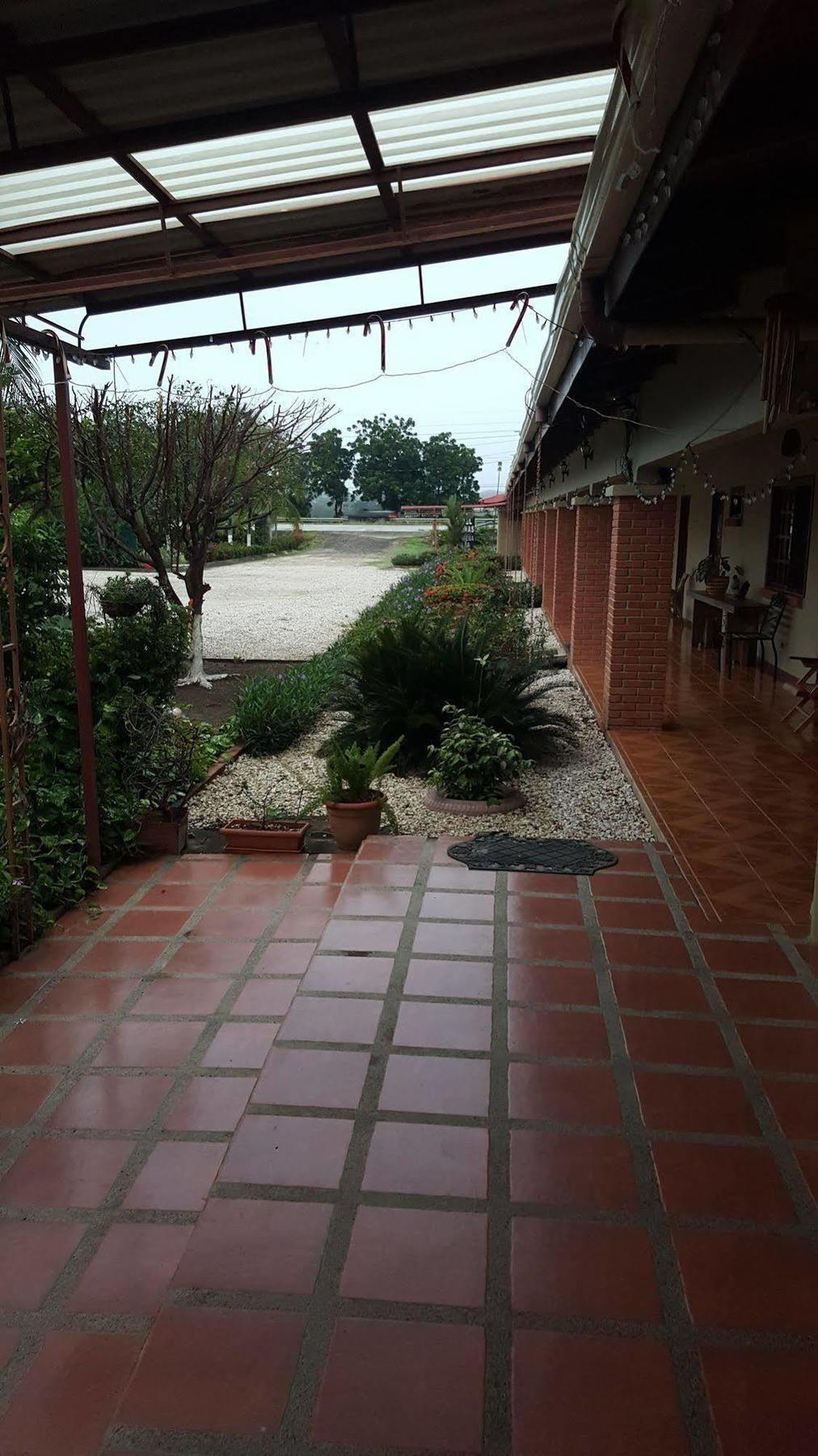 Hotel La Arena Liberia Extérieur photo